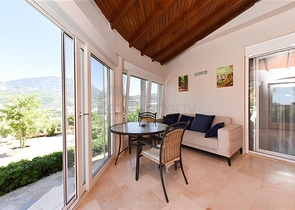 3-Bett-Villa mit eleganter Renovierung