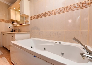 3-Bett-Villa mit eleganter Renovierung