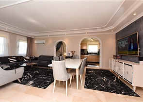 3-Bett-Villa mit eleganter Renovierung