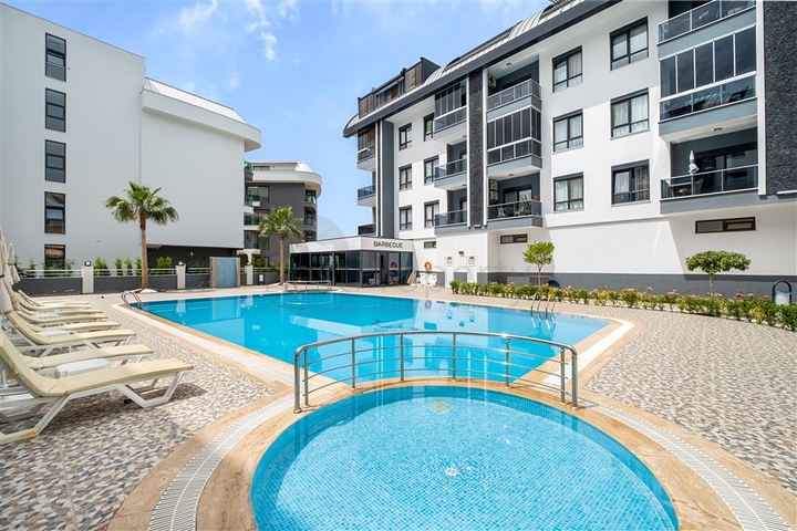 Ausgezeichnete Wohnung für einen dauerhaften Aufenthalt einer freundlichen Familie