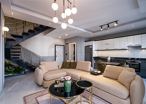 Ausgezeichnete Wohnung für einen dauerhaften Aufenthalt einer freundlichen Familie