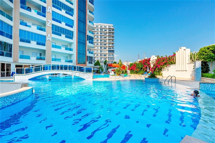 Möbliertes 4+1 Penthouse mit Meerblick in Mahmutlar