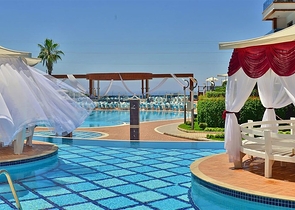 Geräumige 3+1-Wohnung im Premium-Segment-Komplex