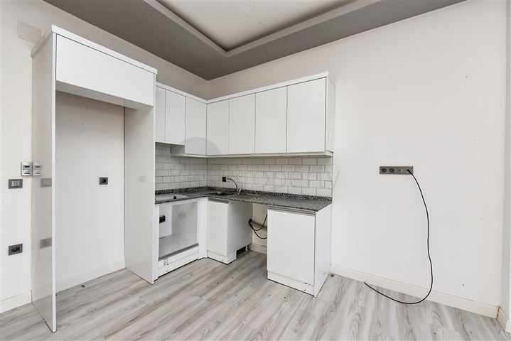 Dublex 3+1 in flachem LCD 150 m vom Meer entfernt