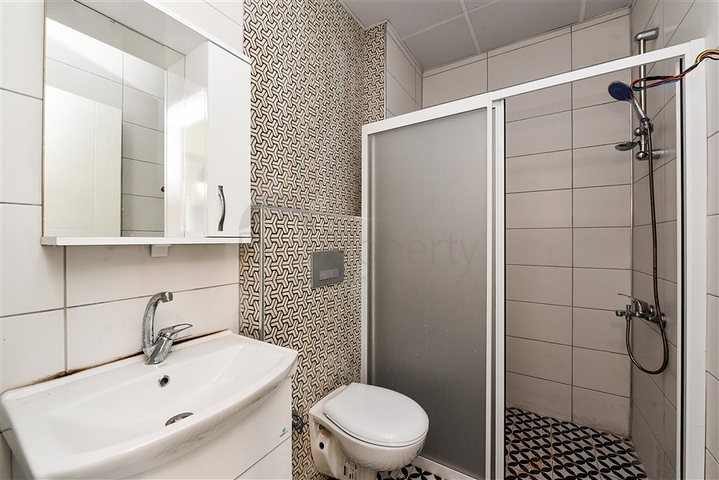 Dublex 3+1 in flachem LCD 150 m vom Meer entfernt