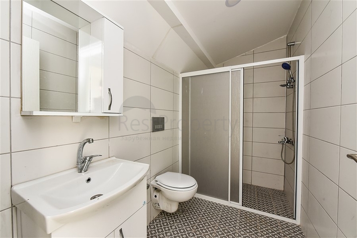 Dublex 3+1 in flachem LCD 150 m vom Meer entfernt