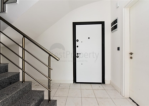 Dublex 3+1 in flachem LCD 150 m vom Meer entfernt