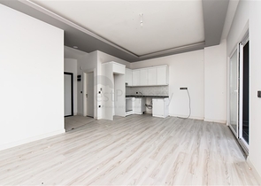 Dublex 3+1 in flachem LCD 150 m vom Meer entfernt