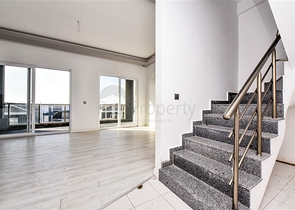 Dublex 3+1 in flachem LCD 150 m vom Meer entfernt