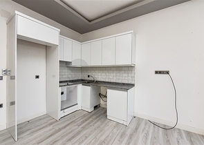 Dublex 3+1 in flachem LCD 150 m vom Meer entfernt