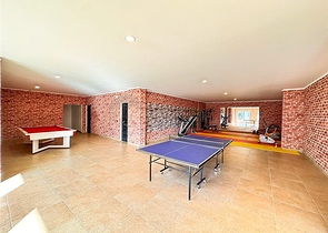 Dublex 3+1 in flachem LCD 150 m vom Meer entfernt