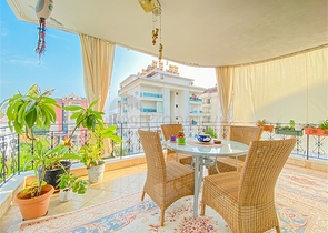 Dreizimmerwohnung für einen dauerhaften Aufenthalt einer freundlichen Familie