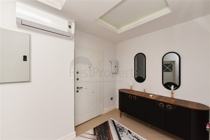 Schöne Wohnung in einer Residenz am Meer im Stadtteil Mahmutlar.