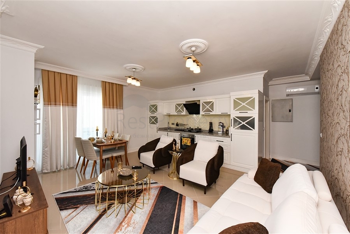 Schöne Wohnung in einer Residenz am Meer im Stadtteil Mahmutlar.