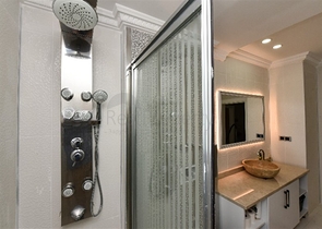 Schöne Wohnung in einer Residenz am Meer im Stadtteil Mahmutlar.