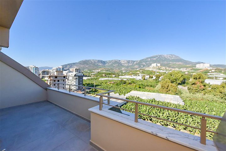 3+1 Penthouse mit offenem Bergblick im Stadtteil Kargicak 3+1 Penthouse mit offenem Bergblick im Stadtteil Kargicak