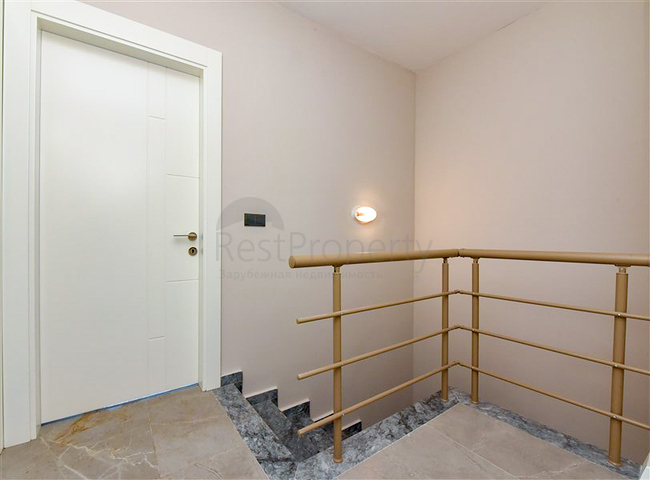 3+1 Penthouse in einem neuen Komplex im Stadtteil Kargicak 3+1 Penthouse in einem neuen Komplex im Stadtteil Kargicak