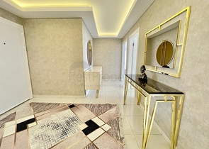 Möblierte 2+1-Wohnung mit separater Küche im Stadtteil Mahmutlar