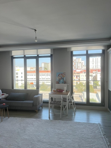 In der fertigen Wohnanlage des Bezirks Bagcılar ist eine Wohnung mit 1+1 Grundriss zum Verkauf angeboten In der fertigen Wohnanlage des Bezirks Bagcılar ist eine Wohnung mit 1+1 Grundriss zum Verkauf angeboten