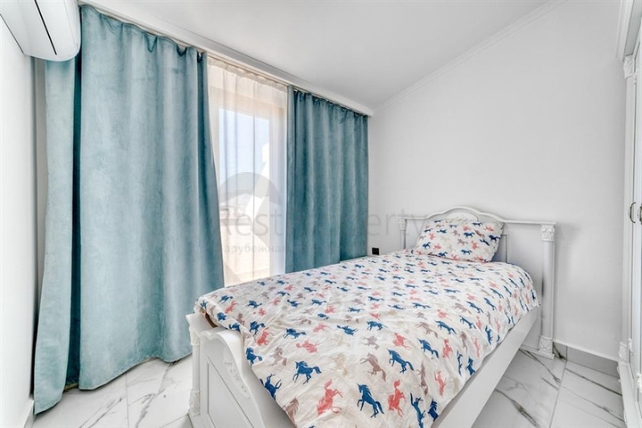 Penthouse 3+1 im offenen Bereich für die Aufenthaltserlaubnis