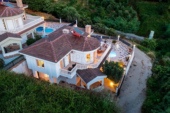 4+1 Villa im Herzen von Alanya