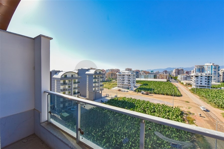 Großes geräumiges Penthouse in Kargicak