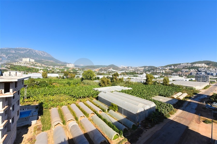 Großes geräumiges Penthouse in Kargicak