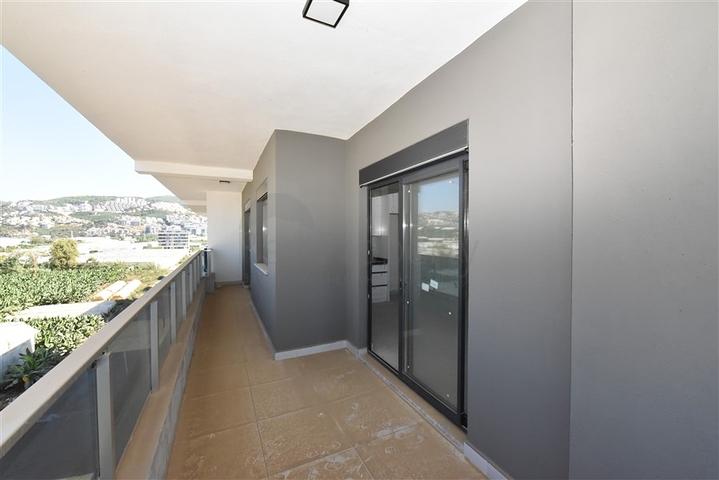 Großes geräumiges Penthouse in Kargicak