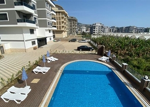 Großes geräumiges Penthouse in Kargicak