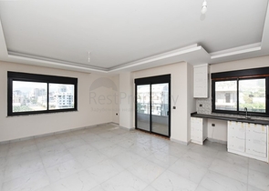 Großes geräumiges Penthouse in Kargicak