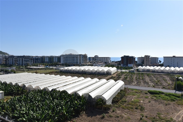 Penthouse 2+1 in einem neuen Haus, 400 m vom Meer entfernt 