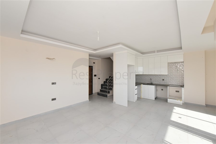 Penthouse 2+1 in einem neuen Haus, 400 m vom Meer entfernt 