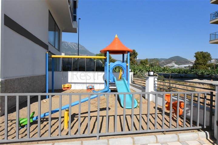 Penthouse 2+1 in einem neuen Haus, 400 m vom Meer entfernt 