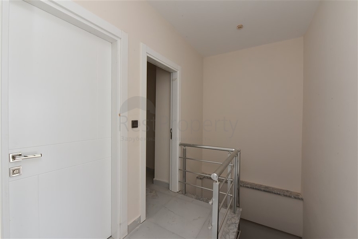 Penthouse 2+1 in einem neuen Haus, 400 m vom Meer entfernt 