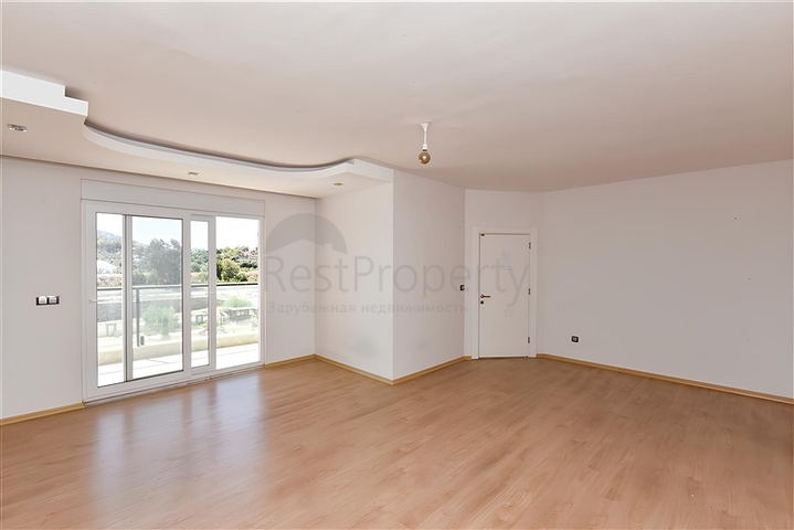 Große 3+1 Wohnung in der vielversprechenden Gegend von Gazipasa