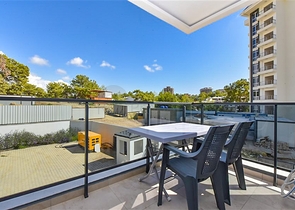 1+1 möblierte Wohnung in einem neuen Komplex in Avsallar