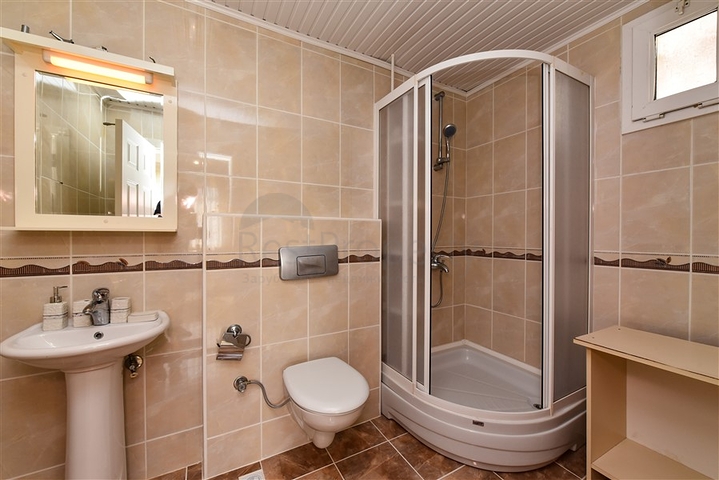 Geräumige 2+1-Wohnung 200 Meter vom Mittelmeer entfernt