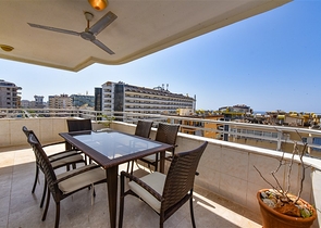 Geräumige 2+1-Wohnung 200 Meter vom Mittelmeer entfernt