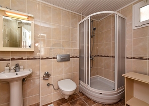 Geräumige 2+1-Wohnung 200 Meter vom Mittelmeer entfernt