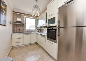 Geräumige 2+1-Wohnung 200 Meter vom Mittelmeer entfernt