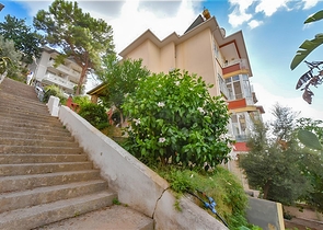 3+1 Wohnung mit separater Küche am Fuße der Festung von Alanya