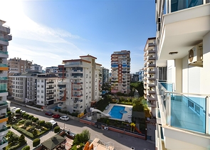 Möblierte 1+1-Wohnung im Stadtteil Mahmutlar