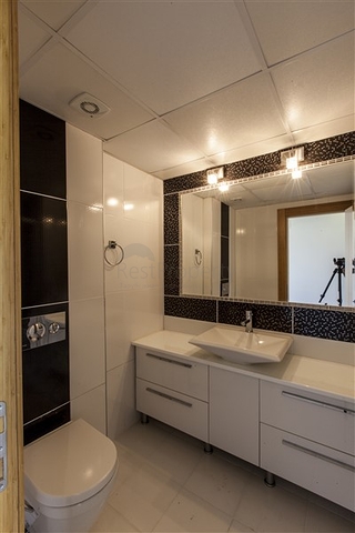 Wohnungen mit Hotelinfrastruktur an der ersten Küste