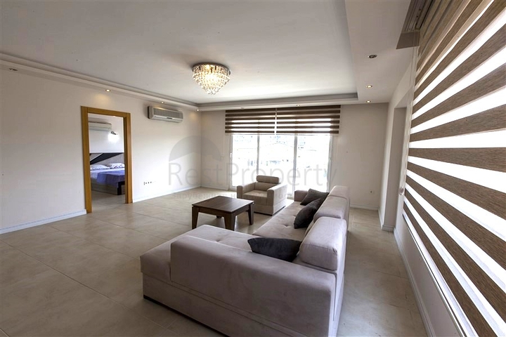 Wohnungen mit Hotelinfrastruktur an der ersten Küste