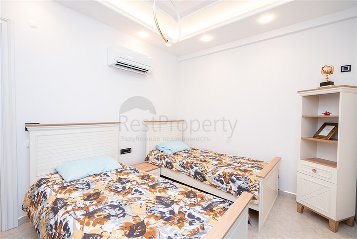 Geräumiges zweistöckiges Penthouse unter Staatsbürgerschaft an der ersten Küste 