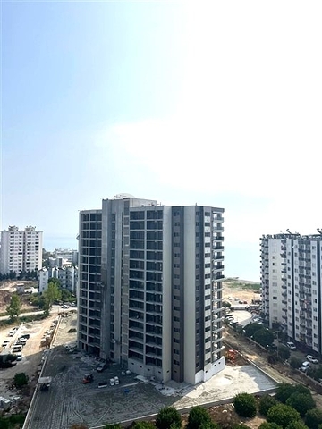 Wohnkomplex in der Endphase des Baus im Gebiet von Cesmeli