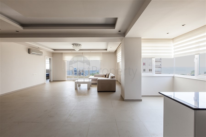 Wohnungen in einem fertigen Komplex, 110 Meter vom Meer entfernt, im Stadtteil Ayash Erdemli