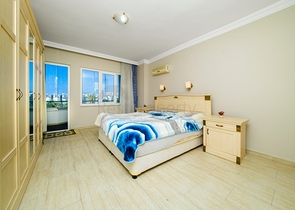 Große Wohnung 2+1 zum Leben in einem offenen Wohngebiet von Tosmur