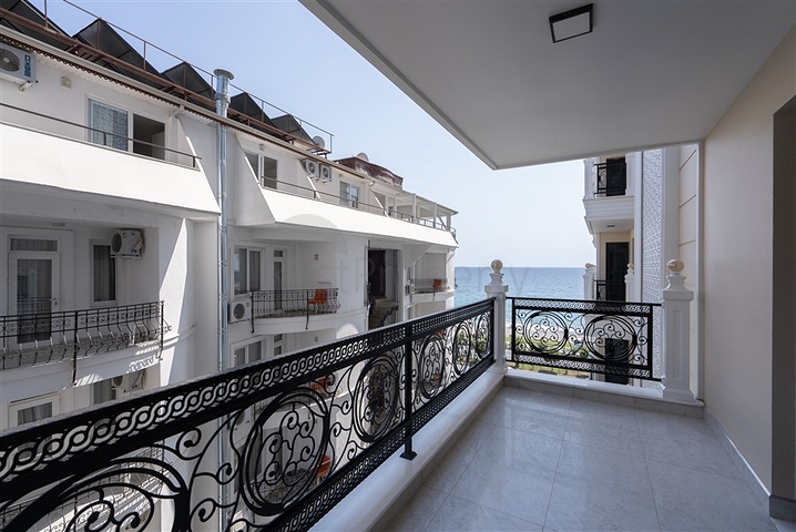 Verkauf einer Wohnung in einer Premium-Residenz an der ersten Küste