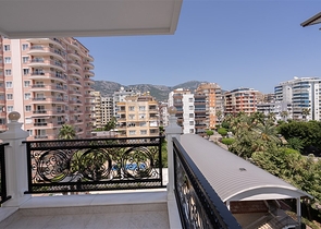 Verkauf einer Wohnung in einer Premium-Residenz an der ersten Küste